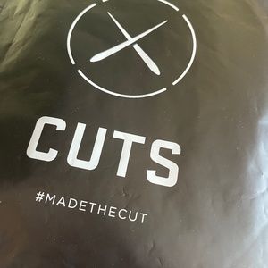 CUTS AO Jogger Black